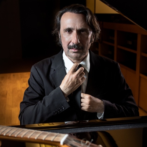 Ρένος Χαραλαμπίδης