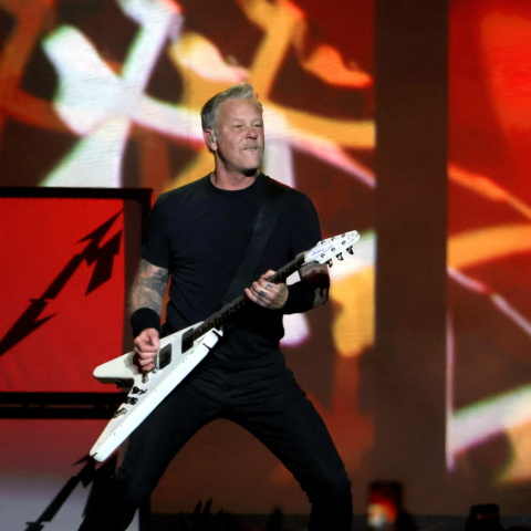 Φωτογραφία από ζωντανή εμφάνιση του Τζέιμς Χέτφιλντ με τους Metallica.