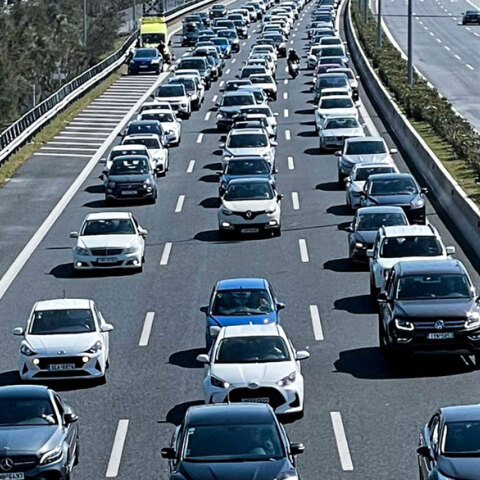 Μποτιλιάρισμα στην Παραλιακή