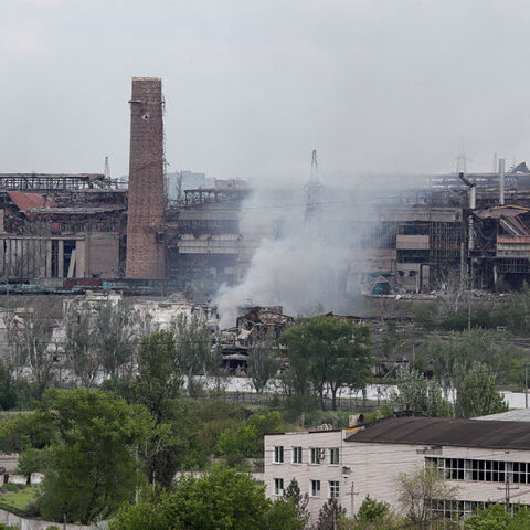 Ουκρανία – Αζόφσταλ: Τα λεωφορεία με Ουκρανούς στρατιωτικούς έφθασαν στο Νοβοαζόφσκ