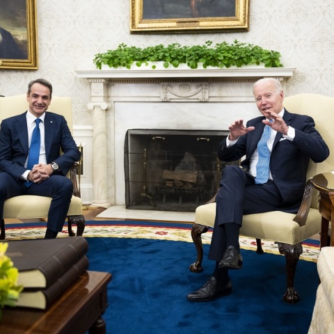 Σε πολύ καλό κλίμα η συνάντηση Μητσοτάκη - Μπάιντεν στον Λευκό Οίκο