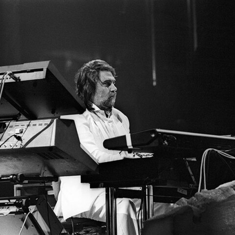 Ο Βαγγέλης Παπαθανασίου σε συναυλία στην Ολλανδία τον Ιούνιο του 1991