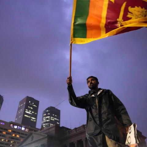 Χρεοκόπησε η Σρι Λάνκα