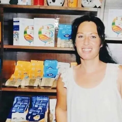 Η 47χρονη Έφη Τσιχλάκη σε φωτογραφία που δημοσιεύεται στον Τύπο της Κρήτης