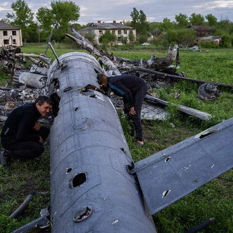 Ρωσία: Η Μόσχα είναι έτοιμη να ξαναρχίσει τις ειρηνευτικές συνομιλίες με την Ουκρανία, δηλώνει ο Ρώσος διαπραγματευτής Βλαντίμιρ Μεντίνσκι	