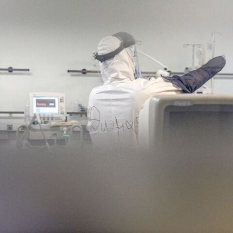 Ευλογιά των πιθήκων: Πολλές δεκάδες ύποπτα και επιβεβαιωμένα κρούσματα της ασθένειας έχουν εντοπιστεί στην Ευρώπη και τη Βόρεια Αμερική	