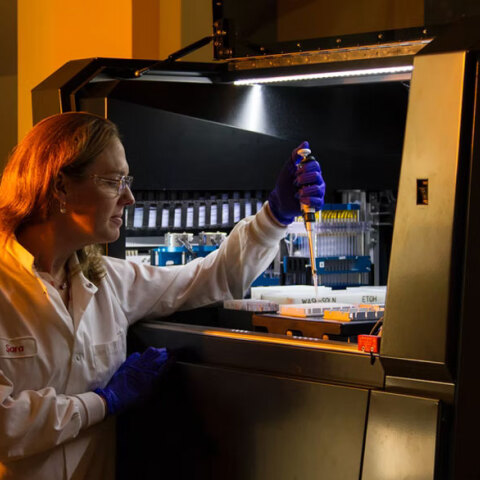 Στην ευλογιά των πιθήκων και τον στιγματισμό των γκέι αναφέρθηκε ο Ηλίας Μόσιαλος