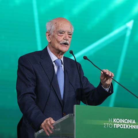 Ο Απόστολος Κακλαμάνης μιλά στο 3ο Συνέδριο του ΠΑΣΟΚ - Κινήματος Αλλαγής