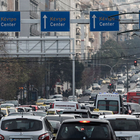 Το σχέδιο με 4+4 κινήσεις για να λυθεί το κυκλοφοριακό στην Αθήνα