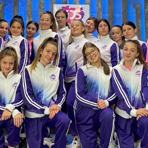 H εθνική ομάδα cheer hip hop και η προπονήτρια τους Ναταλία Τσάλκοβα 