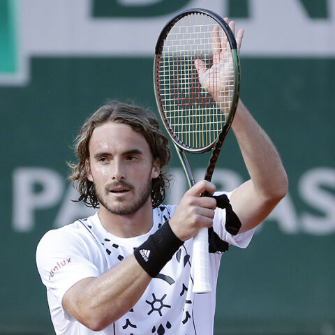 Άνετη πρόκριση για τον Στέφανο Τσιτσιπά στους «16» του Roland Garros