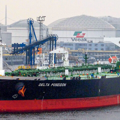 Το Ιράν προειδοποιεί για κατάσχεση κι άλλων ελληνικών τάνκερ στον Περσικό Κόλπο