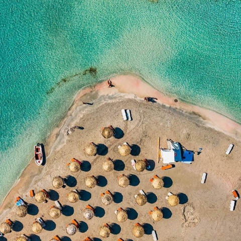 Η παραλία Ελαφονήσι στην Κρήτη