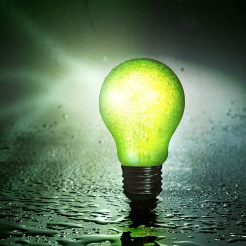 lightbulb-g76883bd2a_1280.jpg