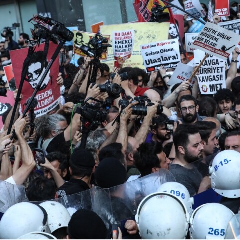 Διαδηλώσεις, συγκρούσεις και συλλήψεις στην πλατεία Ταξίμ της Τουρκίας