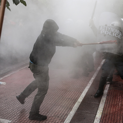 Επεισόδια μεταξύ φοιτητών και αστυνομικών των ΜΑΤ