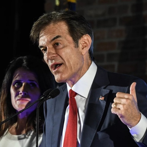 Συναγερμός στην Ομογένεια: Ο Τραμπ υποστηρίζει την υποψηφιότητα του Δρ Όζ, Τούρκου υπηκόου και φίλου του Ερντογάν