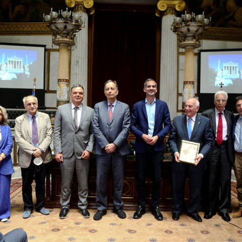 Ο δήμαρχος Αθηναίων Κώστας Μπακογιάννης στην υπογραφή του μνημονίου συνεργασίας για την ανάδειξη της Ακαδημίας Πλάτωνος
