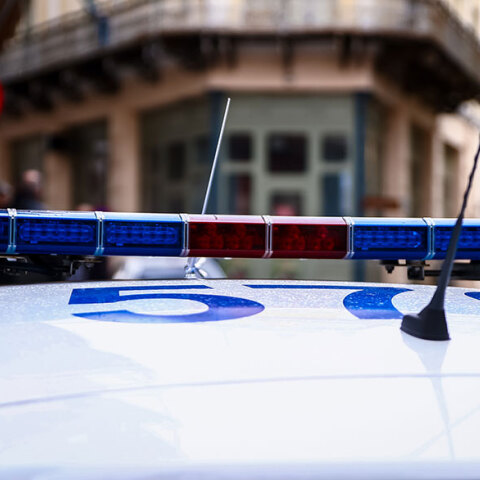 Πάτρα: Διακινούσαν ναρκωτικά μέσω του ανήλικου παιδιού τους