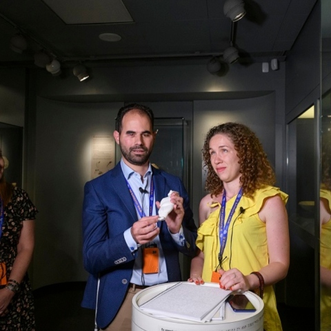 "Σε επαφή" στο Μουσείο Κυκλαδικής Τέχνης