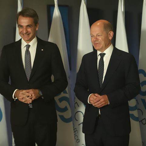 Συνάντηση Μητσοτάκη και Σολτς στη Θεσσαλονίκη