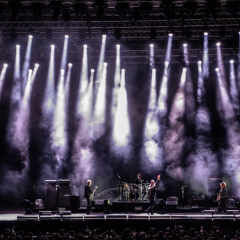 Στιγμιότυπο από τη συναυλία των Bauhaus στο φεστιβάλ Release Athens 