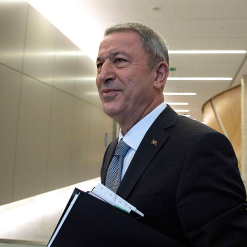 Ο Χουλουσί Ακάρ απείλησε ξανά την Ελλάδα