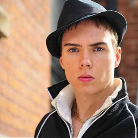 Ο Λούκα Μανιότα. 