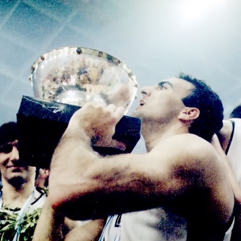 Νίκος Γκάλης 