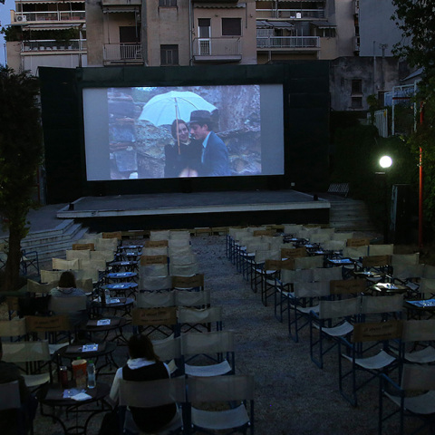 Θερινό σινεμά στην Αθήνα. 