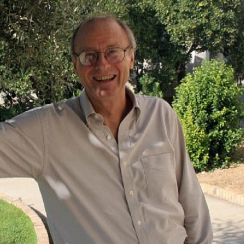 Πίτερ Μάκριτζ	