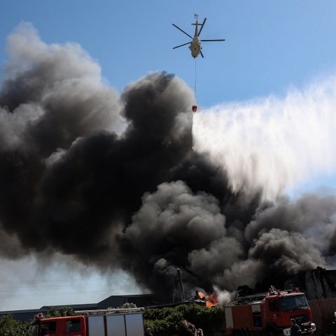 Φωτιά σε αποθήκη με ξύλα στην Κρήτη 