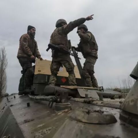 Ουκρανία: Απέκρουσε «τρελή» επίθεση στο Φιδονήσι, λέει η Μόσχα