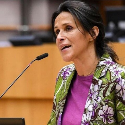 Χρυσούλα Ζαχαροπούλου