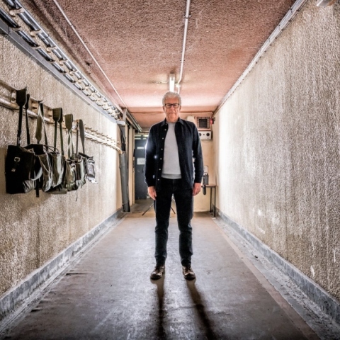  Ο Ken Follett στο πυρηνικό καταφύγιο Kelvedon (φωτ. Peter Ritson)