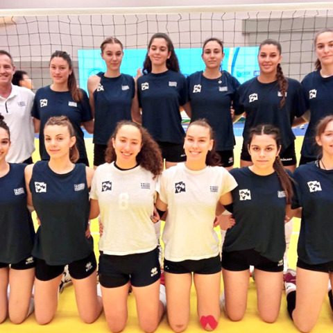 Η Ομάδα Βόλεϊ Κοριτσιών της Σχολής Μωραΐτη