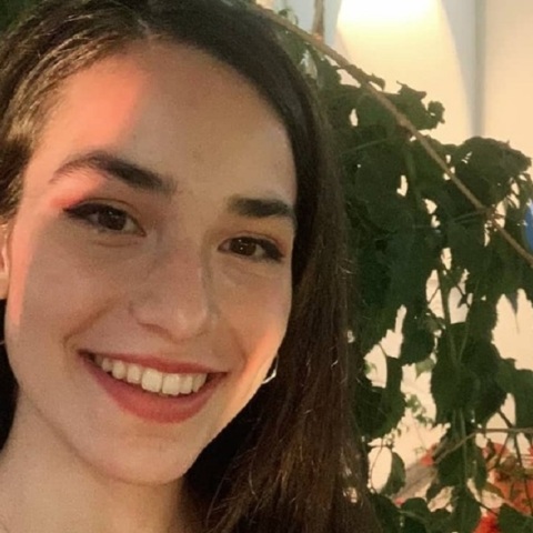 Μαθήτρια από τη Ρόδο «σάρωσε» στις Πανελλήνιες 