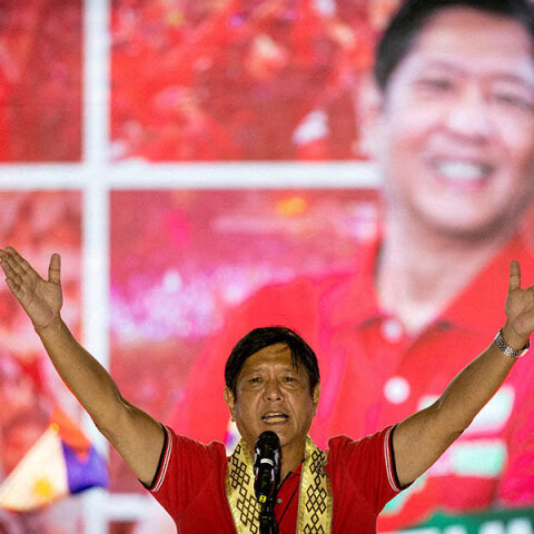 Φιλιππίνες – Προεδρικές εκλογές: Ο Φερντινάντ Μάρκος οδεύει προς συντριπτική νίκη