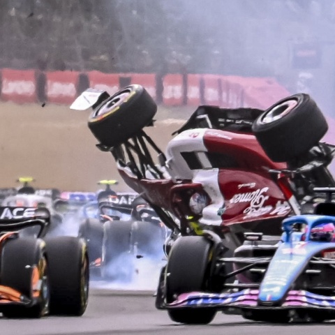 Formula 1: Ατύχημα για τον Guanyu Zhou