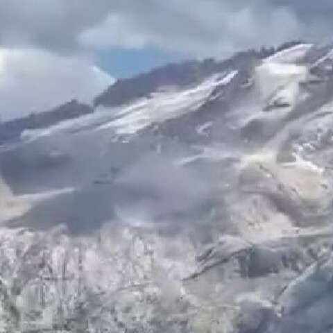 Ιταλία: Παγετώνας αποκολλήθηκε από τις ιταλικές Άλπεις