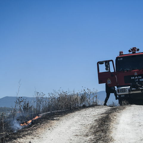 Φωτιά τώρα στον Κάλαμο