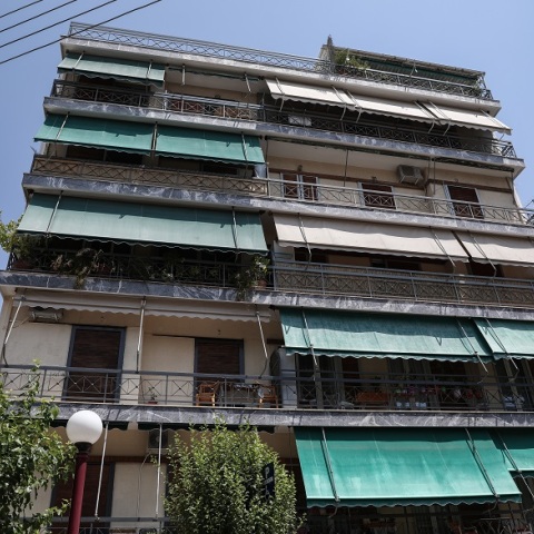 Δολοφονία στη Δάφνη: Νεκρή 31χρονη από μαχαιριές του συζύγου της