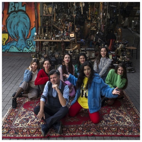 Φοίβος Δεληβοριάς με Μαρίνα Σάττι και Fones 