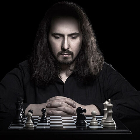 Τάσος Σκούρας