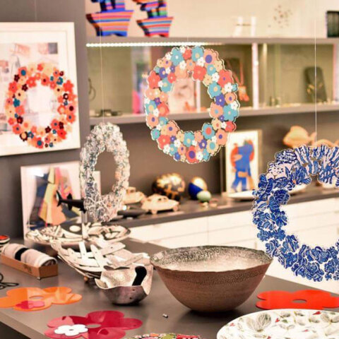 Μαγιάτικα στεφάνια με τη ματιά της KBOO Concept