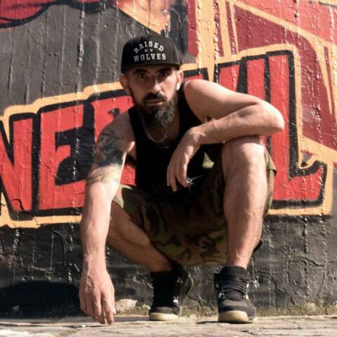 12ος πίθηκος - Αξιοπρέπεια