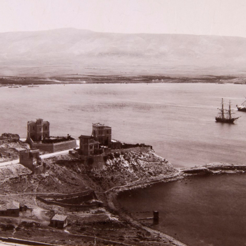 Αφοί Ρωμαΐδη, Θέα από την Καστέλλα, περ. 1885, © Μουσείο Μπενάκη/Φωτογραφικά Αρχεία, Νεοελληνική Ιστορική Συλλογή Κωνσταντίνου Τρίπου