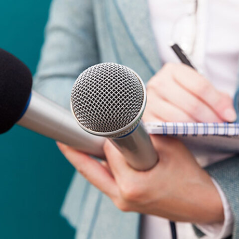 microphone-journalism.jpg