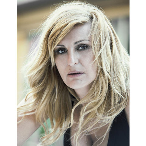 liza andreou gualino mousiko theatro