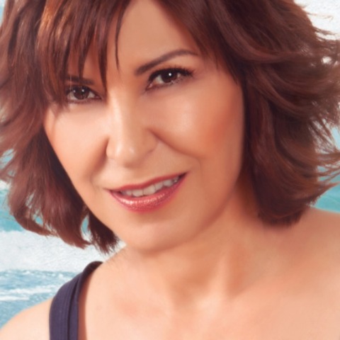 Κωνσταντίνα - «Μια Ελλάδα Φως» στο Κηποθέατρο Παπάγου 